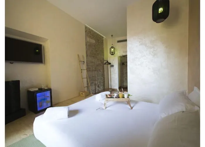 Magenta Pantheon Navona 4* Róma